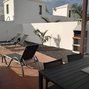 https://modern-villa-in-playa-blanca-with-private-pool.in-canary-islands.com